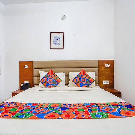 Fabexpress Le Aham Boutique - Auroville Beach - 600M Puduččéri Exteriér fotografie